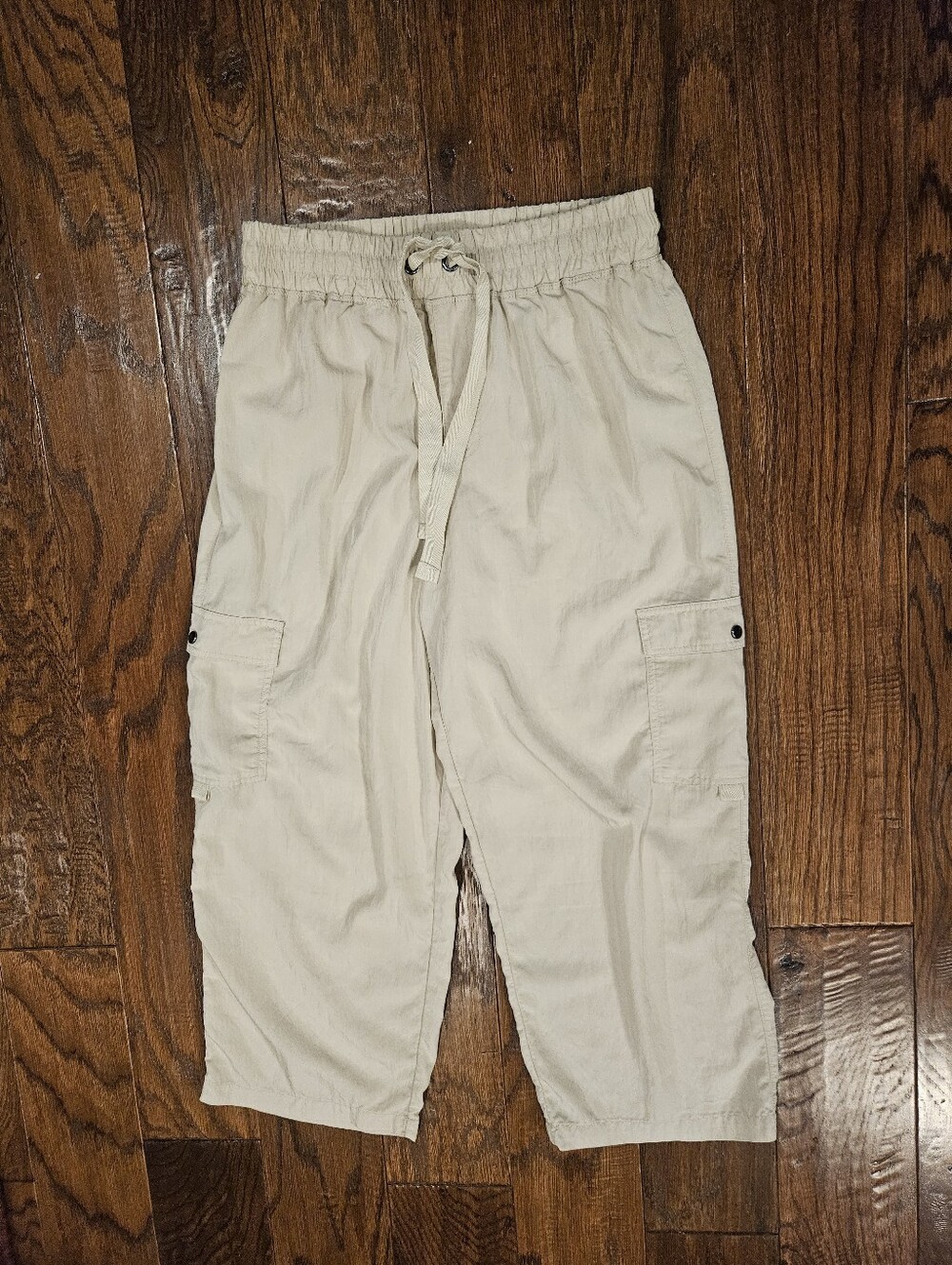 Kinesis Women's Cargo Chopped Pants, Warm Sand - Size Small